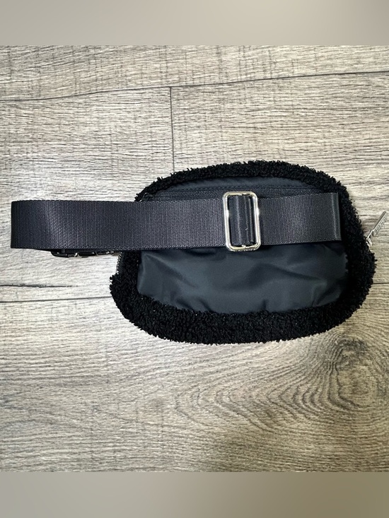 lululemon black sherpa belt bag Suzie - This item has a purchase limitup to 5 of the same colour or 10 of different colours. Everywhere Belt Bag *Fleece *Plush